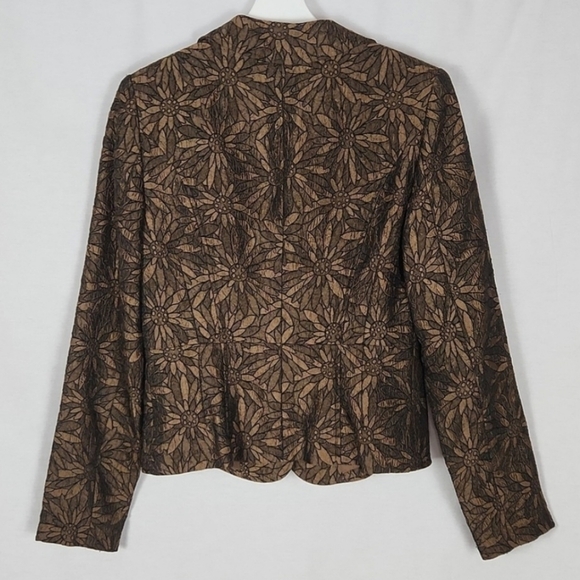 Elegant Vintage Suit Set with Skirt & Blazer in Textured Floral Bronze C… - Picture 5 of 6
